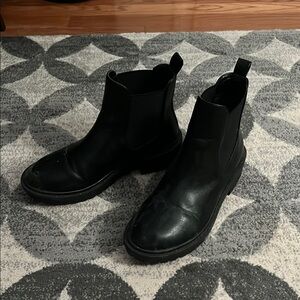 Black Chelsea Boots